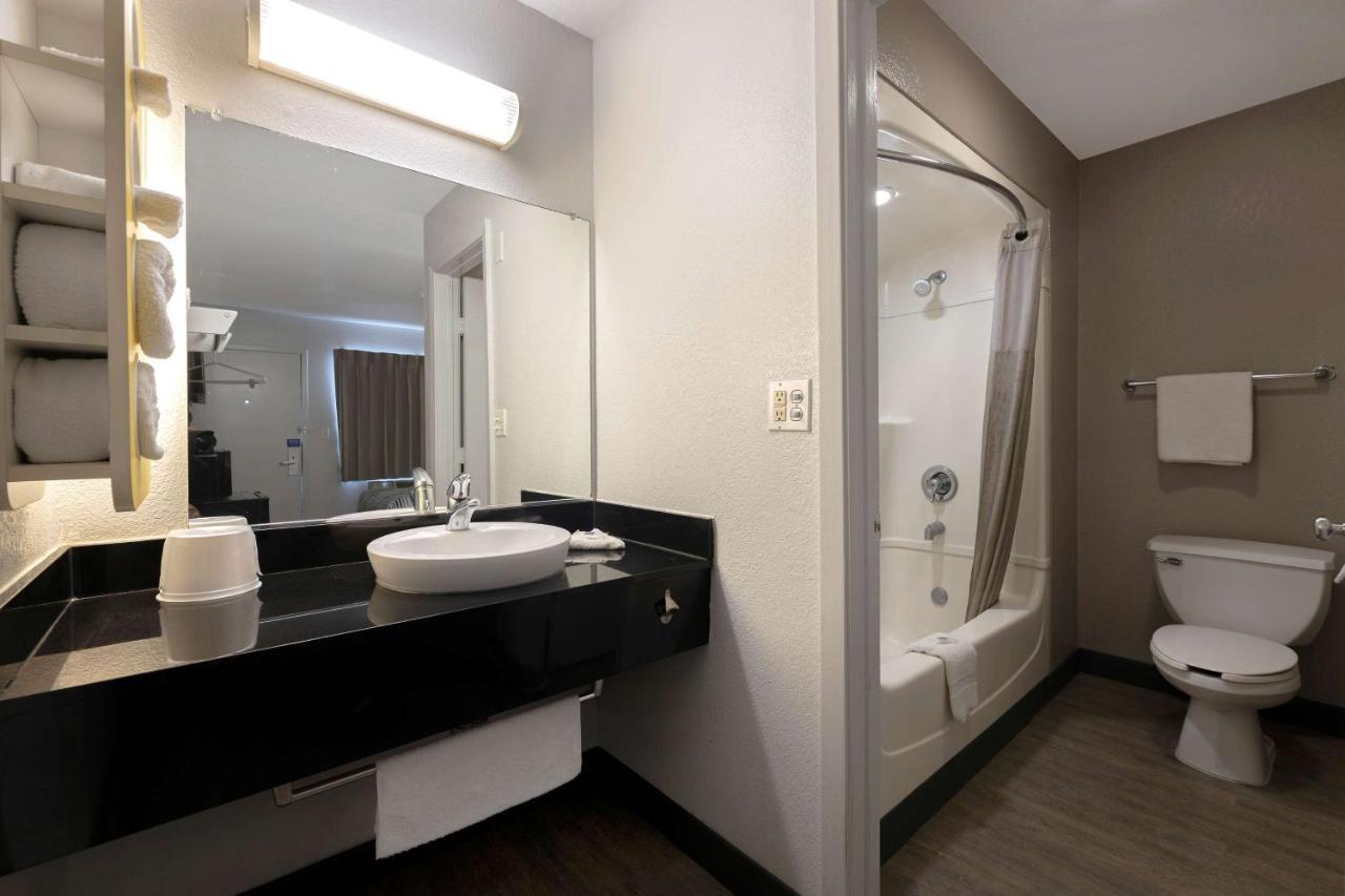 Motel 6-San Antonio, Tx - West Seaworld Екстер'єр фото