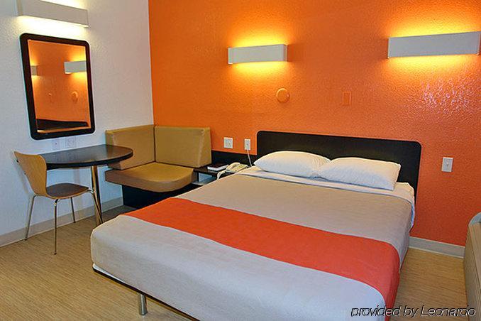 Motel 6-San Antonio, Tx - West Seaworld Екстер'єр фото